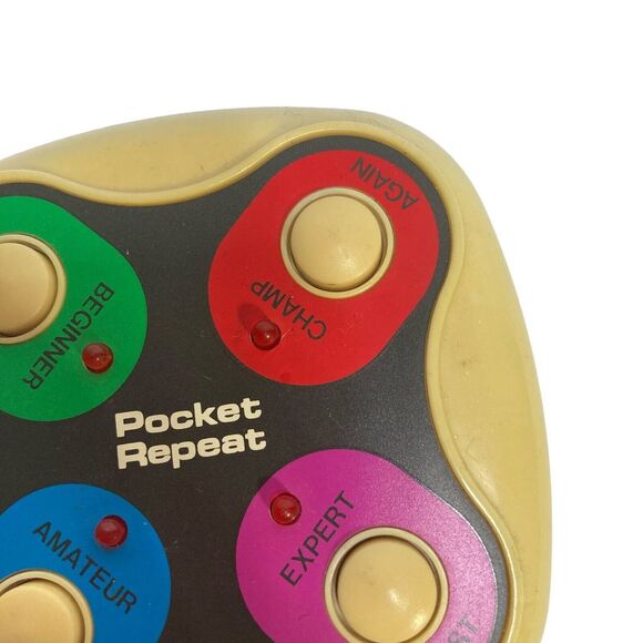 Vintage Radio Shack Electronic Pocket Repeat Handheld Game Working TESTED - Picture 6 of 8